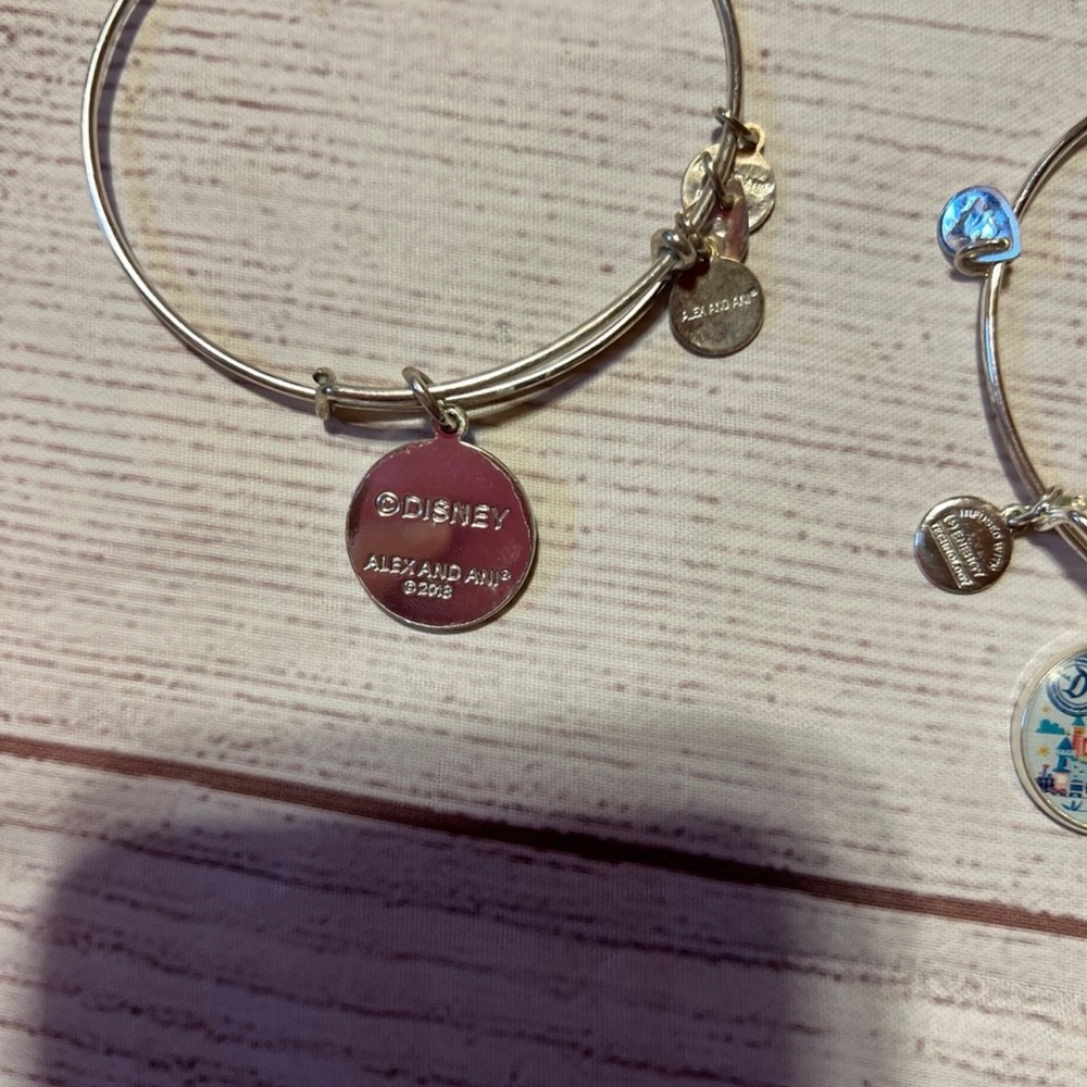 Alex and ani Disney parks mickey and Minnie passport silver bangle Bracelets set - Picture 2 of 3